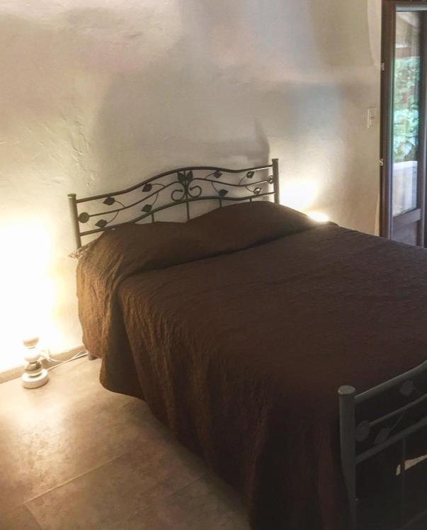 Chez Philippe Et Myriam Bed & Breakfast Oppede Ngoại thất bức ảnh